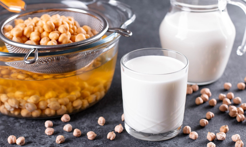 Alt text: Sữa hạt đậu gà macca thơm ngon bổ dưỡng