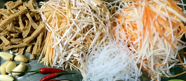 Bì cuốn chay hấp dẫn