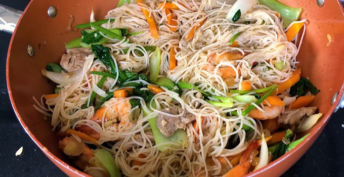Bún xào chay thập cẩm