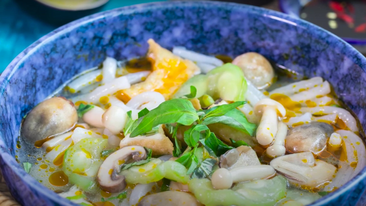 Món bánh canh chay quen thuộc, đơn giản
