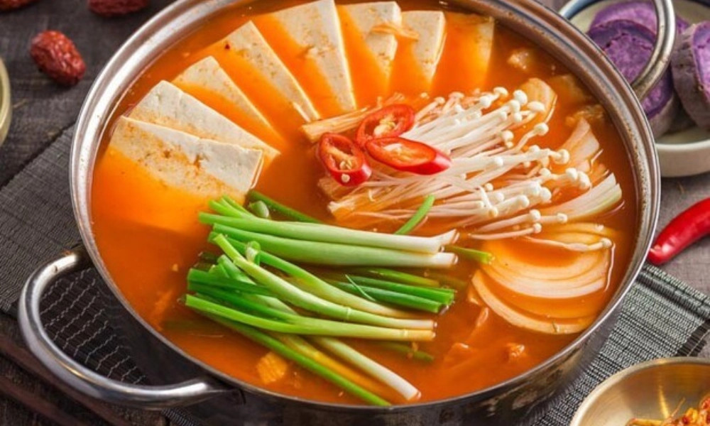 Nước lẩu chay chua cay